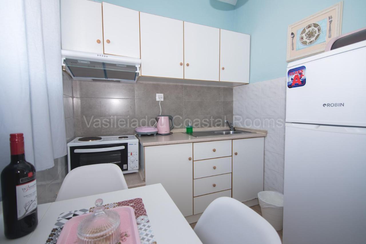 Vasileiadou Coastal Rooms Flogita Bagian luar foto
