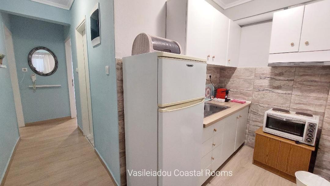 Vasileiadou Coastal Rooms Flogita Bagian luar foto
