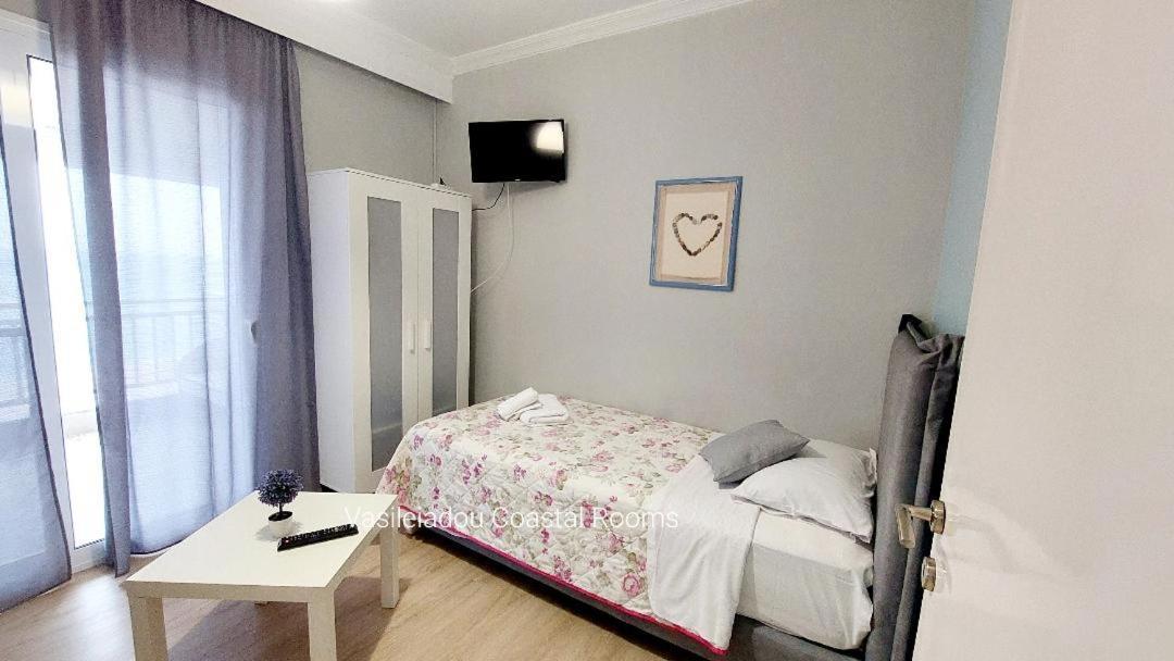 Vasileiadou Coastal Rooms Flogita Bagian luar foto