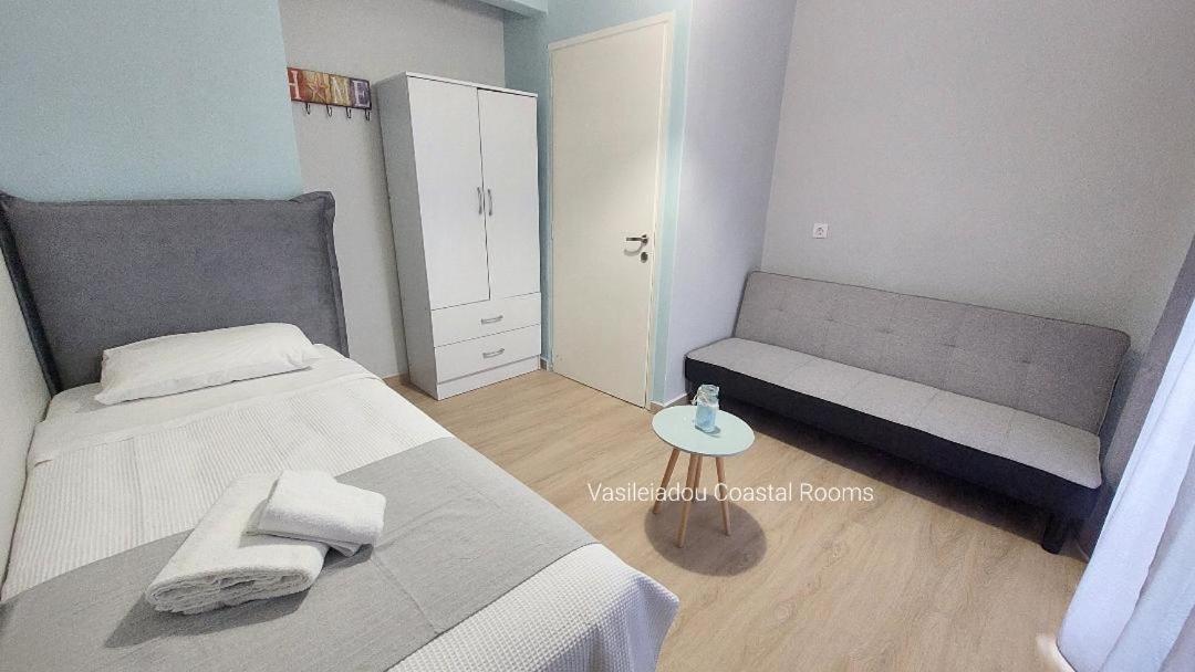 Vasileiadou Coastal Rooms Flogita Bagian luar foto