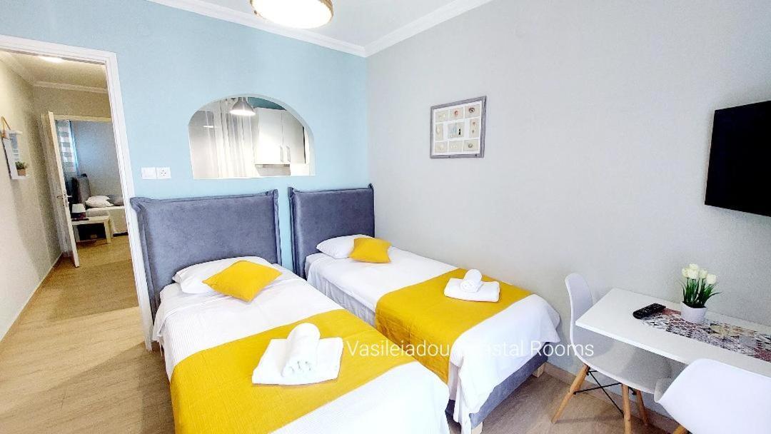 Vasileiadou Coastal Rooms Flogita Bagian luar foto
