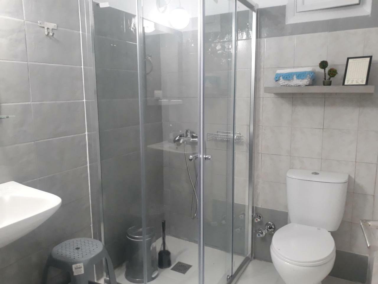Vasileiadou Coastal Rooms Flogita Bagian luar foto